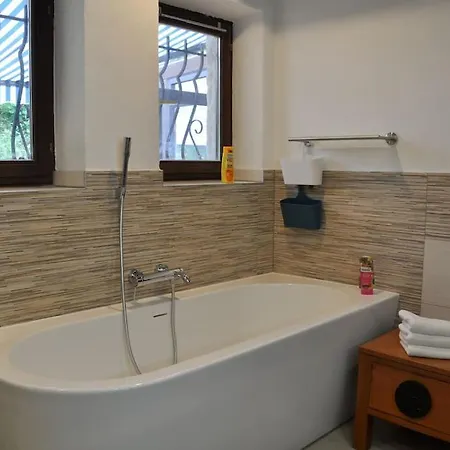 Sous Le Tilleul Barr